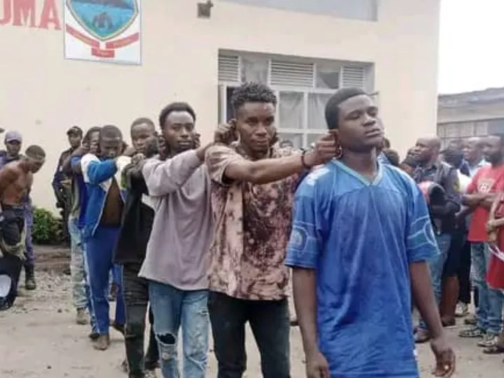 Goma : 13 présumés criminels présentés à la presse par le maire adjoint de la ville