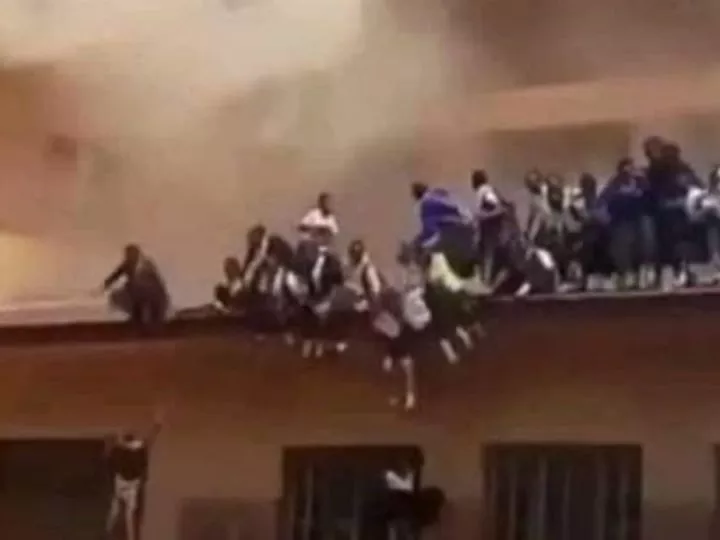 Urgent – Incendie au Lycée Mwanga à Kolwezi : plusieurs blessés confirmés et de possibles décès parmi les élèves