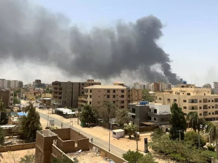 Tensions au Soudan : prise de contrôle de l’aéroport international et du palais présidentiel