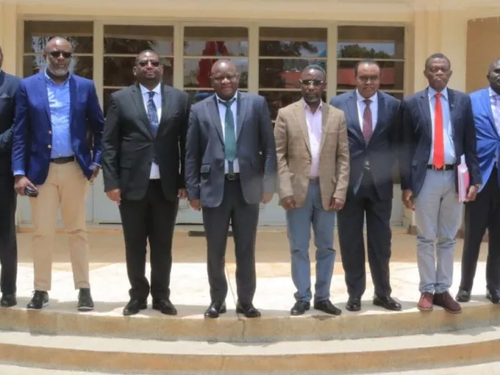 Sud-Kivu : Le projet de construction du chemin de fer entre la RDC-Burundi et Tanzanie au coeur des échanges entre le gouverneur intérimaire et le diplomate tanzanien