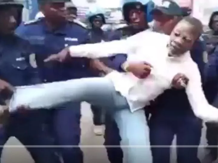 Actualités de Kinshasa : Interpellation de Mike Mukebayi et Bienvenu Matumo lors de la Marche de l’Opposition