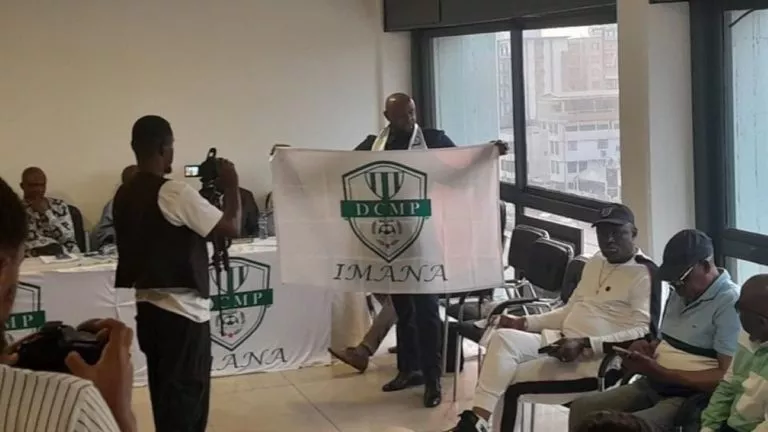 DC MOTEMA PEMBE change de logo