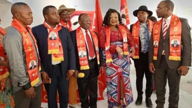 Mbilia Bel rejoint l'AFDC