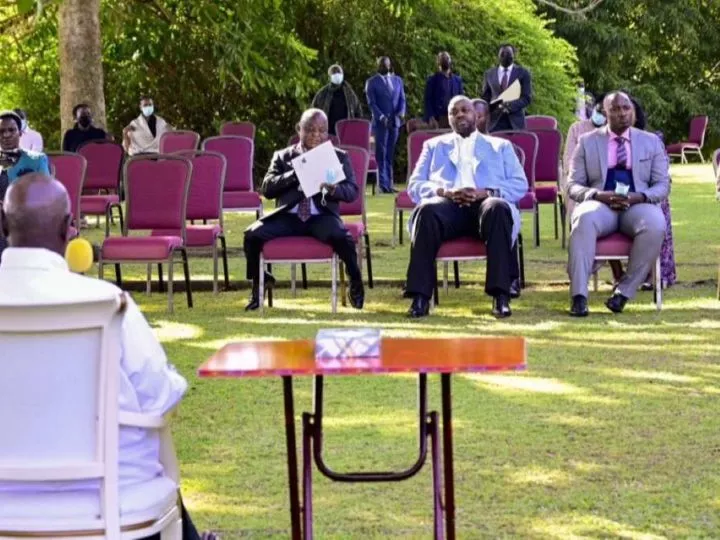 Ouganda : Échanges bilatéraux entre Yoweri Museveni et la délégation congolaise de Félix Tshisekedi