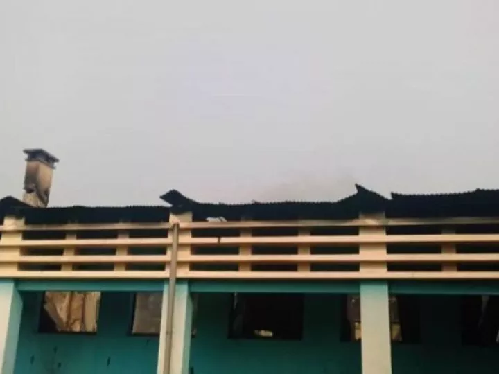 Incendie à l’hôpital de Kikwit : Un pavillon Covid-19 ravagé par les flammes, des matériels vitaux perdus