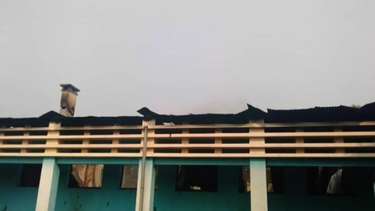 Incendie à l’hôpital de Kikwit : Un pavillon Covid-19 ravagé par les flammes, des matériels vitaux perdus
