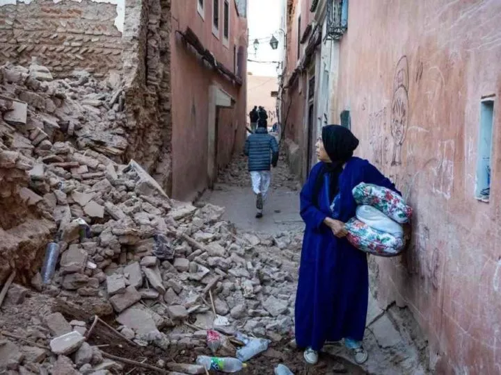 Maroc : Un Séisme Meurtrier Secoue le Pays, Un Bilan de Plus de 1 300 Morts