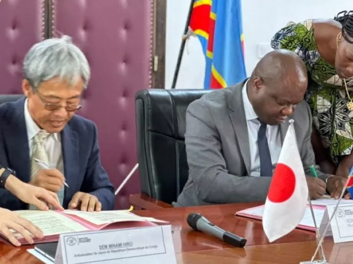 Coopération Japon et RDC : Accord de 18 Millions de Dollars Signé pour Électrifier le District du Mont-Amba à Kinshasa