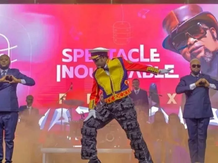 Félix Wazekwa se Lance un Nouveau Défi avec un Concert au U Arena de Paris