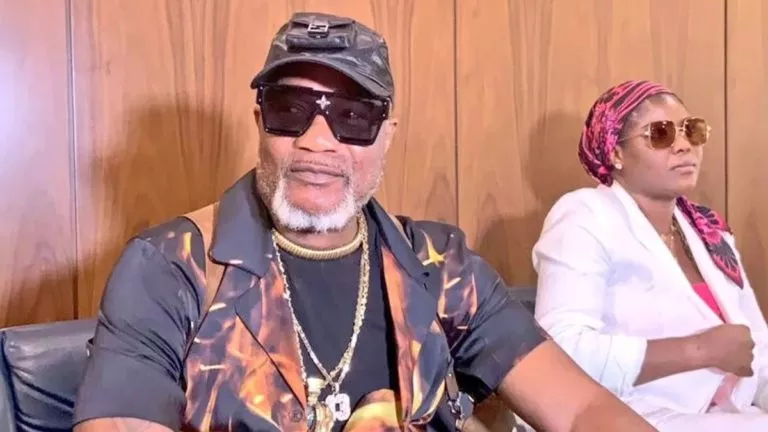 Koffi Olomide séanateur sénatorial AFDC Gemena