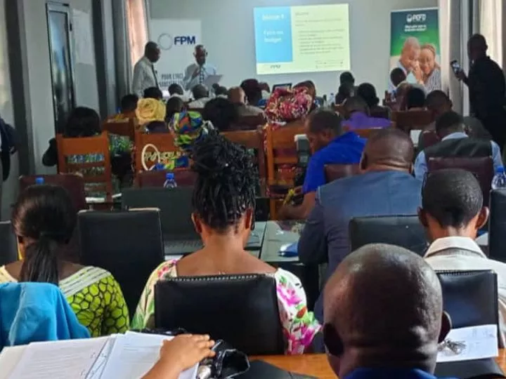 Kasaï : À Tshikapa, le FPM renforce en capacité les différentes forces vives de la population sur l’éducation financière
