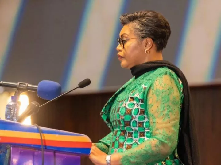 Investiture du Gouvernement : Judith Suminwa appelle à une action urgente pour la sécurité du pays