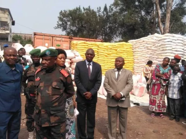 Nord-Kivu : Le Gouverneur militaire remet 86,565 tonnes d’aide humanitaire aux déplacés de guerre à Goma
