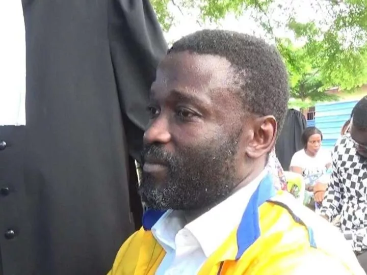 Seth Kikuni jugé à Makala : La justice face à l’opposant en mauvais état de santé