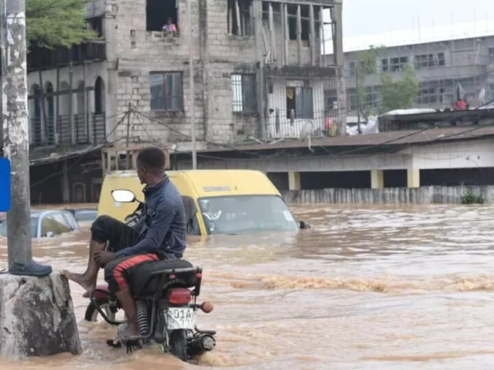 Kinshasa sous les eaux : inondations meurtrières et défis pour Daniel Bumba